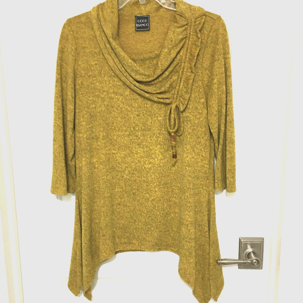 COCO BIANCO TUNIC STYLE SWEATER